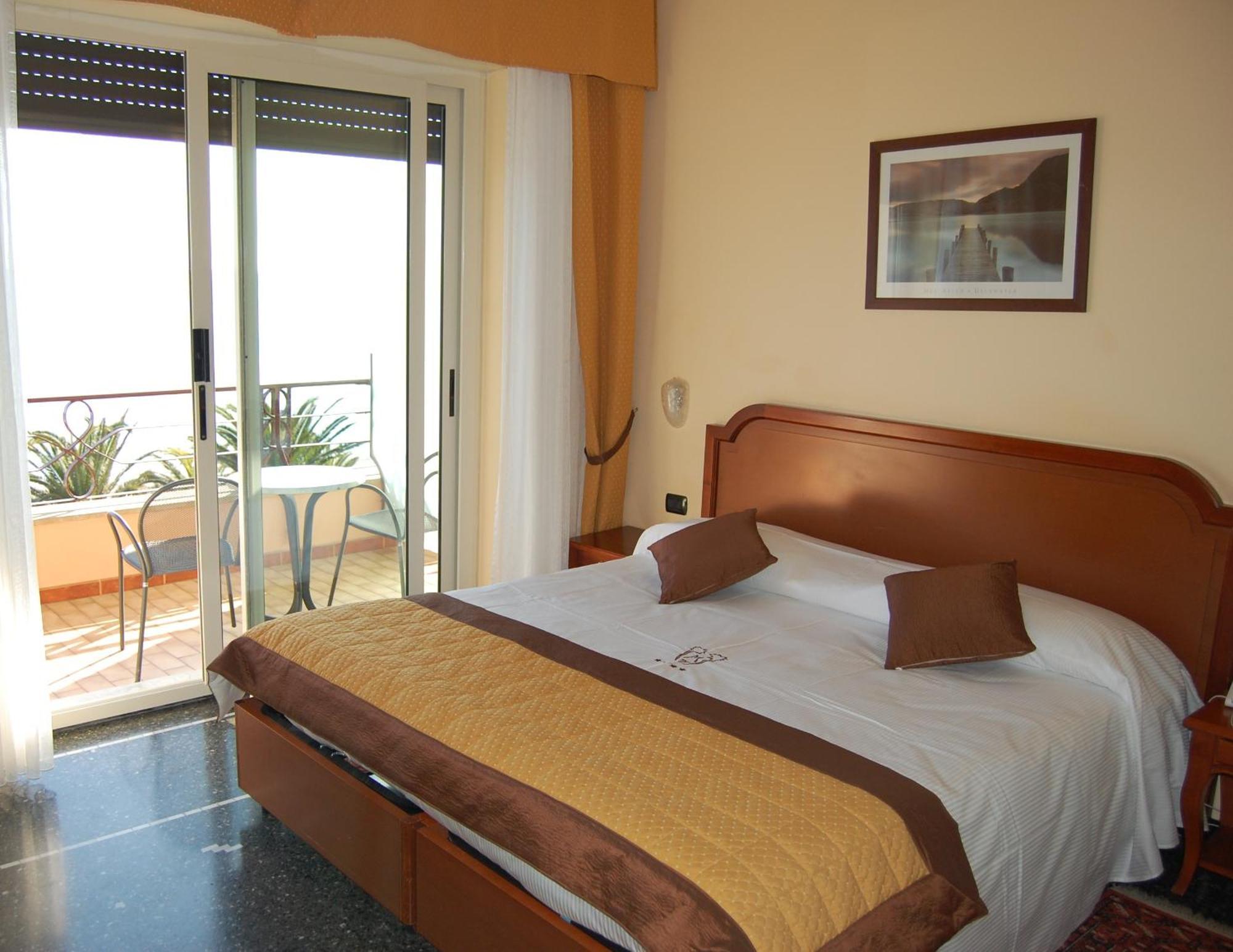 Grand Hotel Moroni Finale Ligure Ngoại thất bức ảnh
